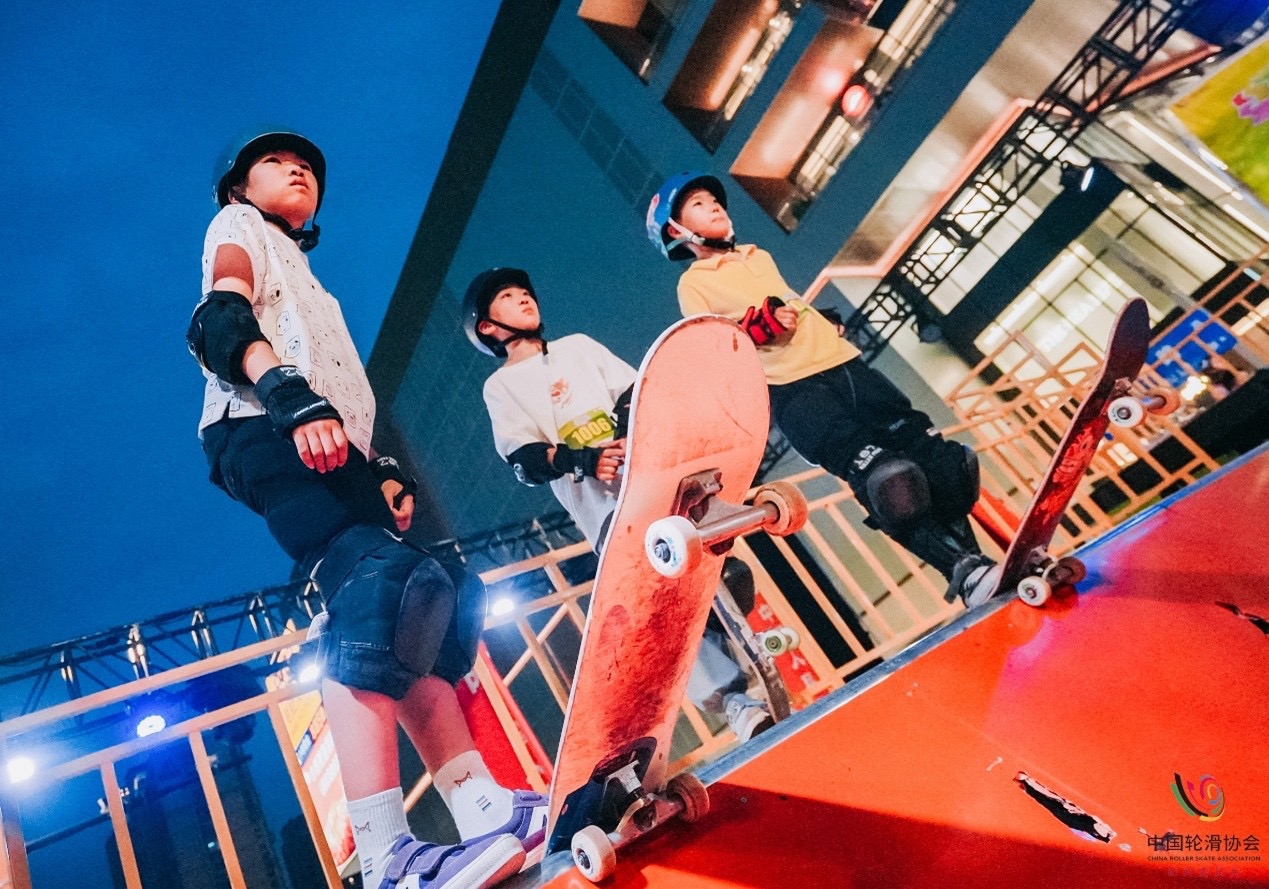 kaiyun官网中国-阿扎伦卡迎来十赛季出色发挥，G2观众热烈欢呼！赢得满堂喝彩-kaiyun官网中国