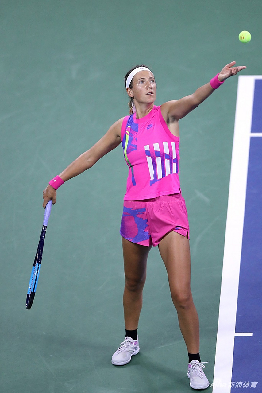 阿扎伦卡迎来十赛季出色发挥，G2观众热烈欢呼！赢得满堂喝彩