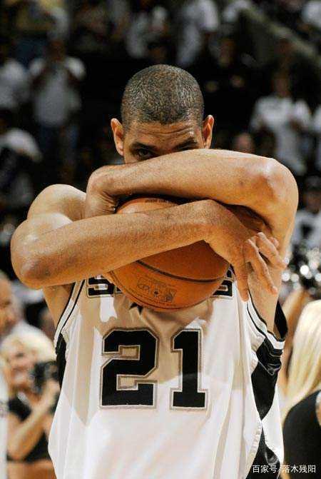 G2不断突破!,蒂姆连续三场比赛得分超过表现优异赛场气氛高涨 G2不断突破!,蒂姆连续三场比赛得分超过表现优异赛场气氛高涨